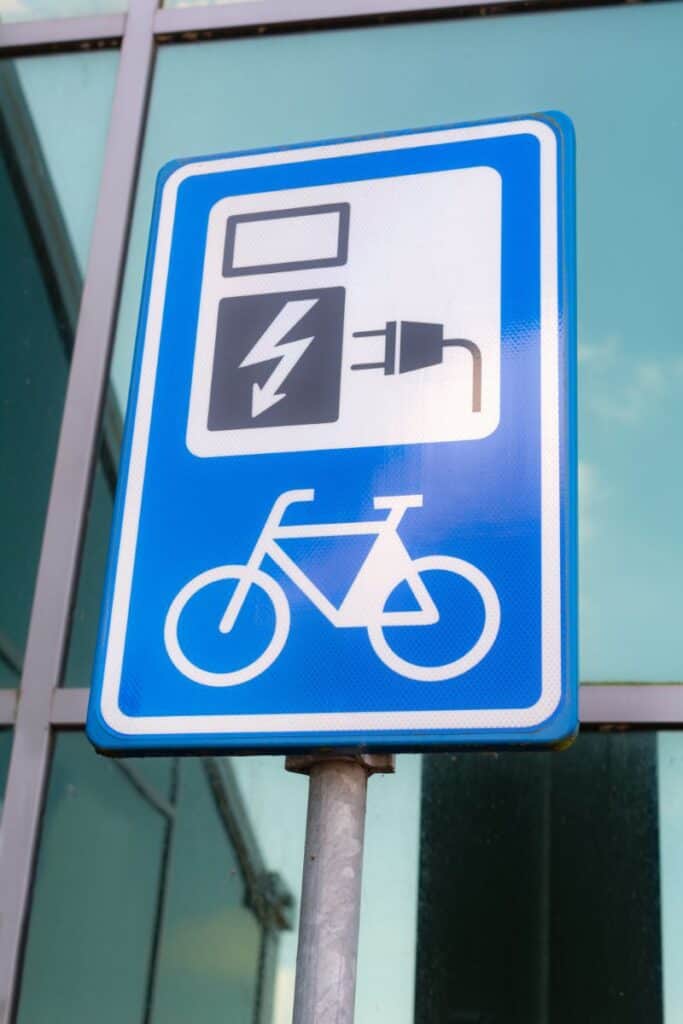 What You Should Know About Charging an Ebike Before Finding a Power Source