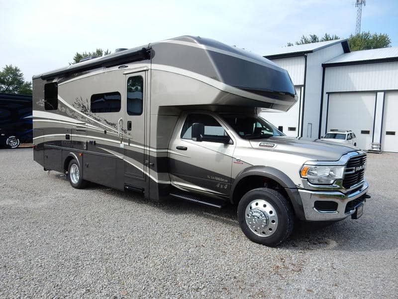 Class C RV For Full Time Living Dynamax Isata 5 28SS Exterior