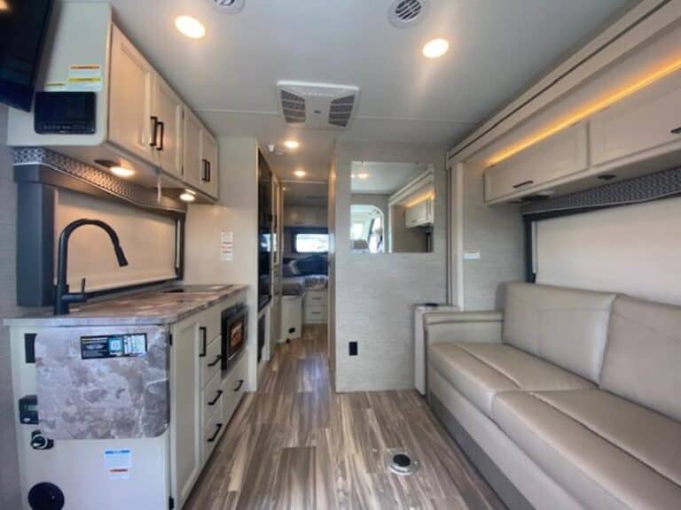 12 Best Class A Motorhomes Under 35 Feet