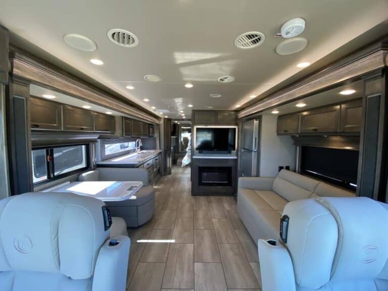 12 Best Class A Motorhomes Under 35 Feet