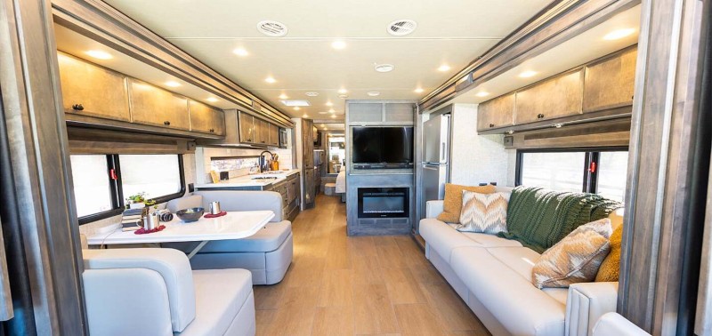 Best RVs For Seniors Tiffin Allegro Breeze 33BR Interior