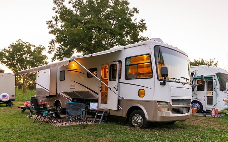 Is a Towable or Drivable RV Best for Seniors Drivable