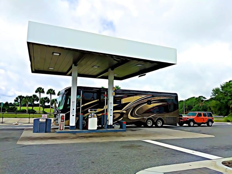 Plan Your RV Route To Find the Best RV-Friendly Gas Stations